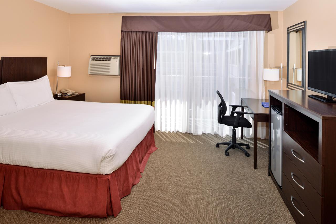 Dana Point Marina Inn - thumb 2