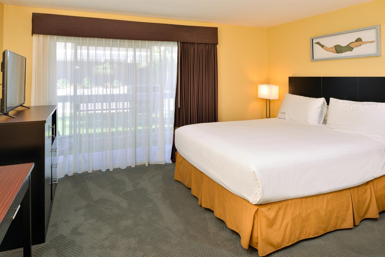 Dana Point Marina Inn - thumb 7