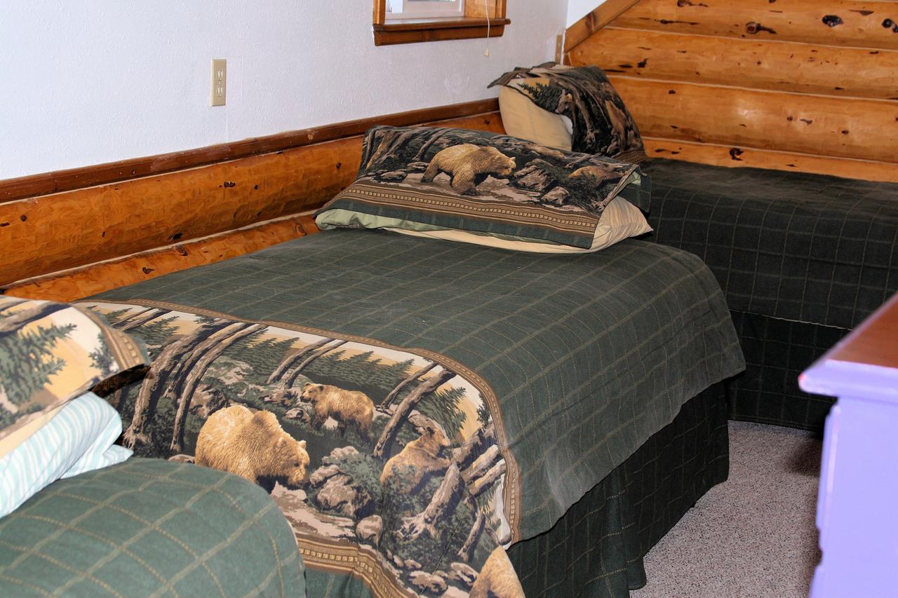 Bear Den Vacation Home - thumb 18