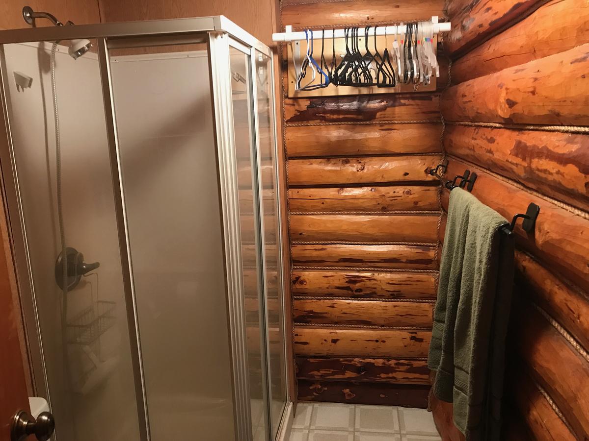 Foster's Alaska Cabins - thumb 31