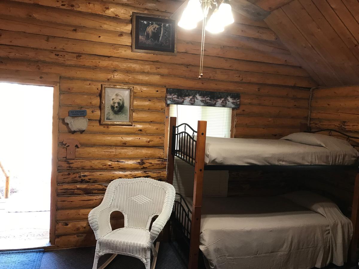 Foster's Alaska Cabins - thumb 19