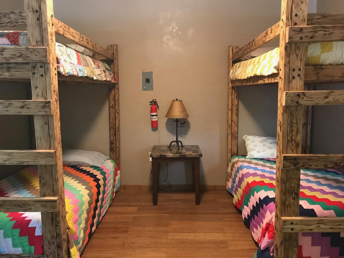 Foster's Alaska Cabins - thumb 10