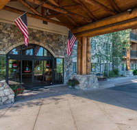 Comfort Suites Golden West on Evergreen Parkway - Accommodation Massachusetts