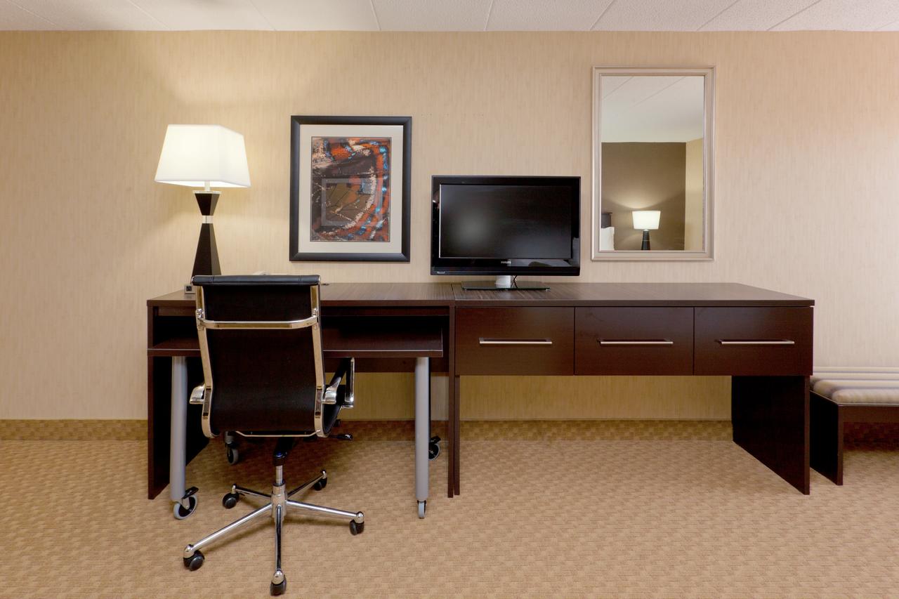 Holiday Inn Express Hotel & Suites Dover - thumb 35