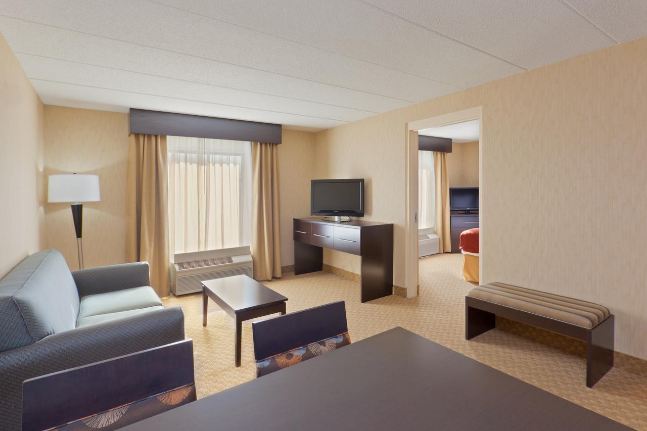 Holiday Inn Express Hotel & Suites Dover - thumb 25