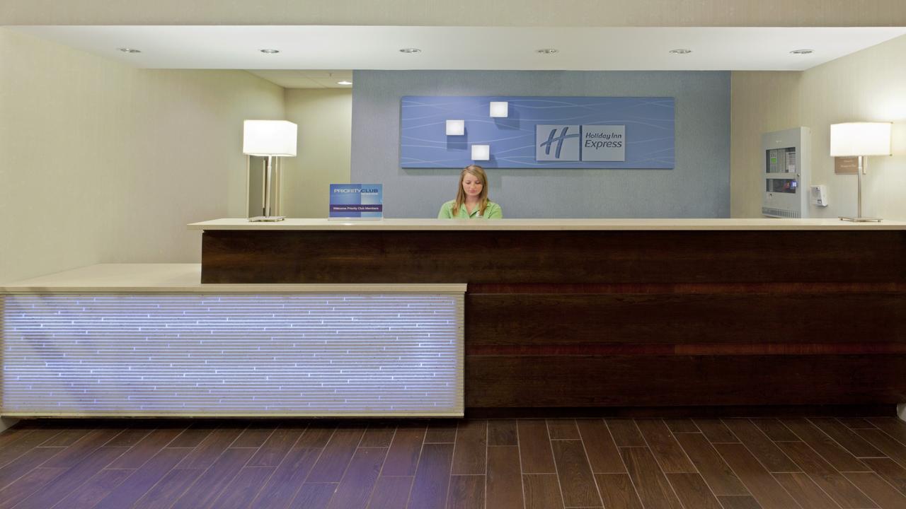 Holiday Inn Express Hotel & Suites Dover - thumb 2