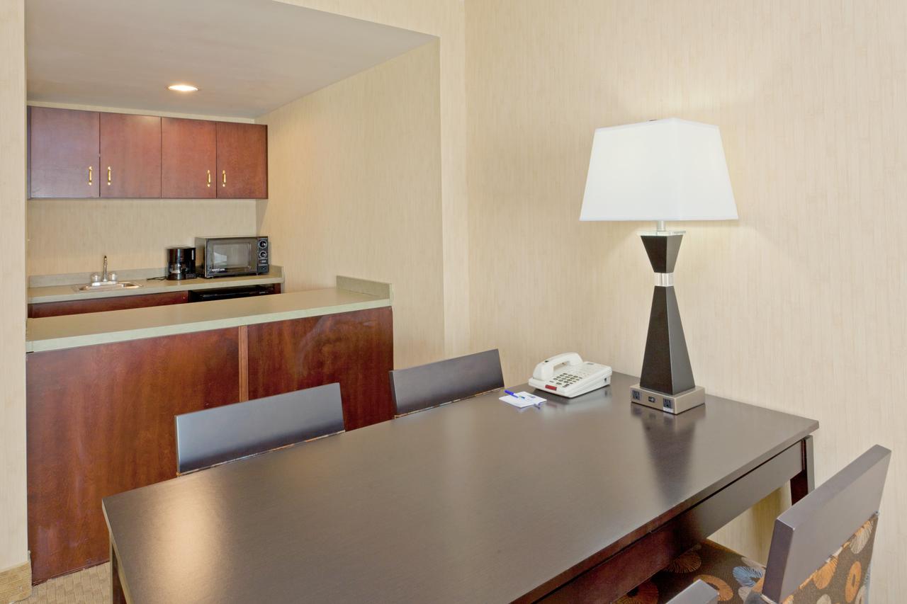 Holiday Inn Express Hotel & Suites Dover - thumb 27