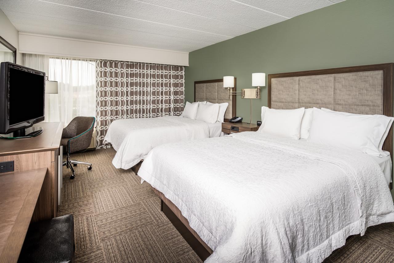 Hampton Inn Dover - thumb 13