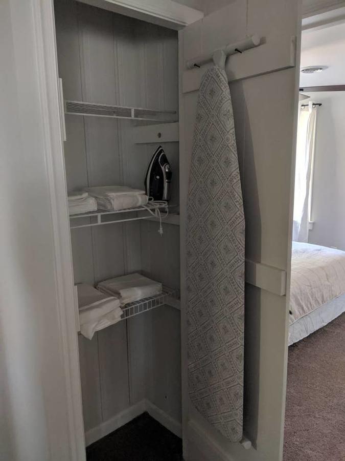 Best Private Stay In Charming Remodeled Dover Retreat - thumb 8