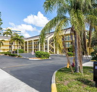 Quality Inn Palm Beach International Airport - Accommodation Massachusetts