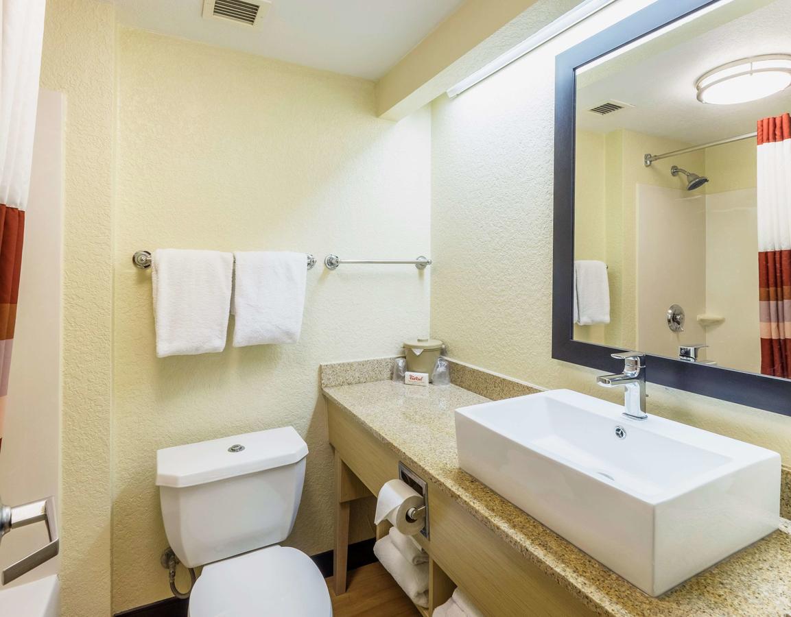Red Roof Inn PLUS+ West Palm Beach - thumb 10