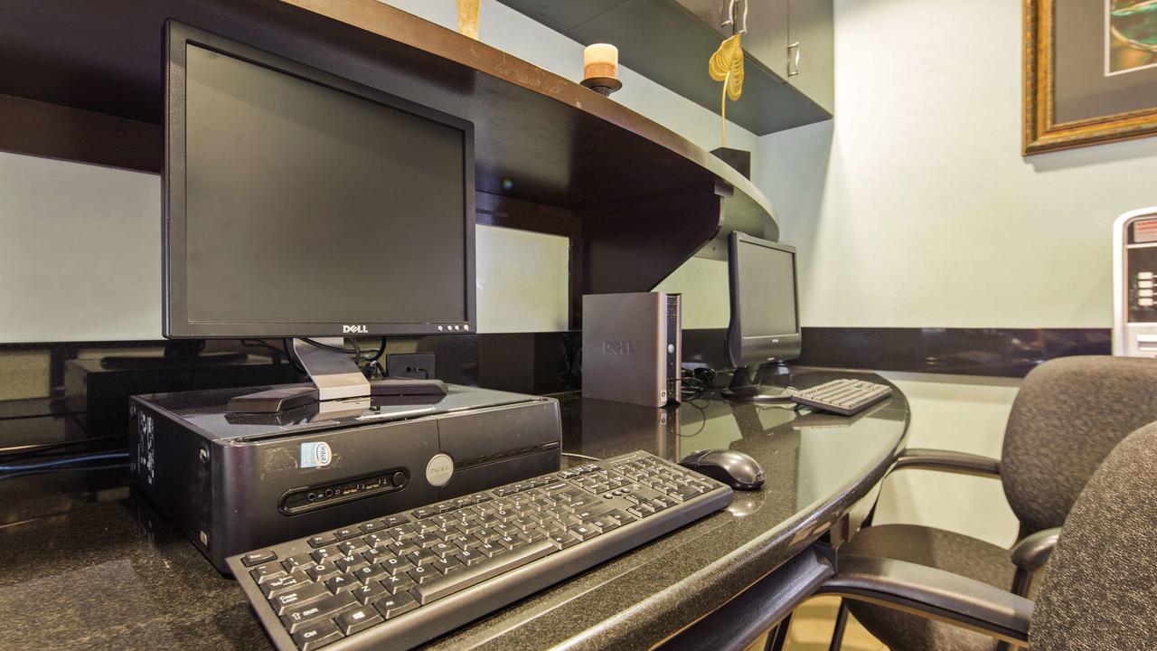 Best Western Plus Bradenton Gateway Hotel - thumb 10