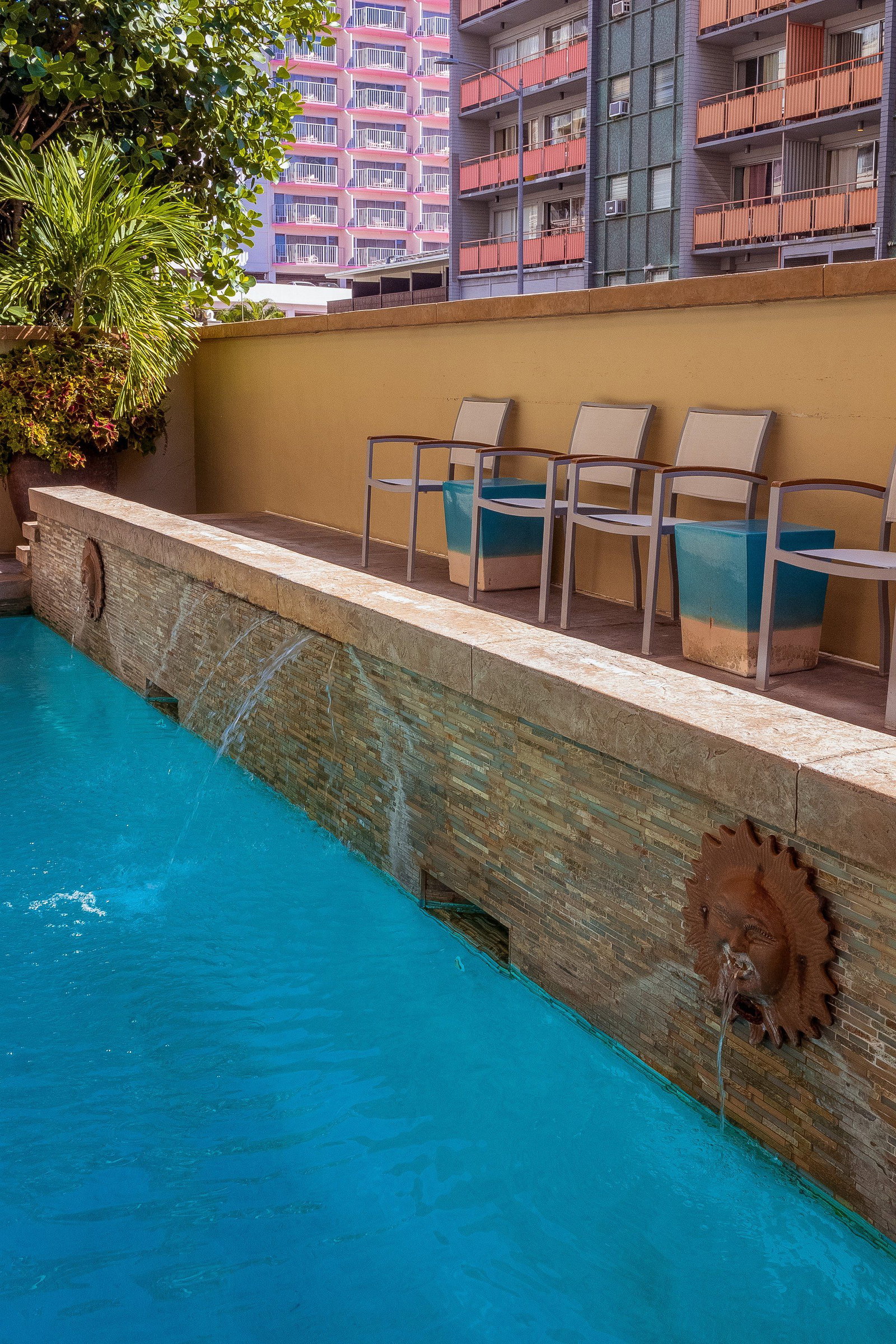 Ohia Waikiki Studio Suites - thumb 3