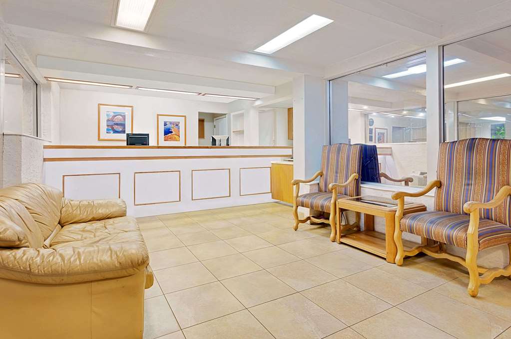 Travelodge Page - thumb 2