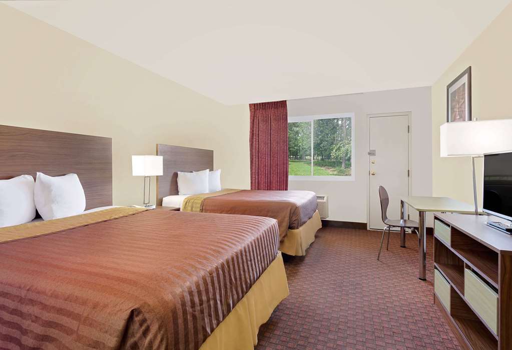 Travelodge Page - thumb 4