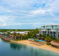 Postcard Inn Beach Resort  Marina - Accommodation Massachusetts