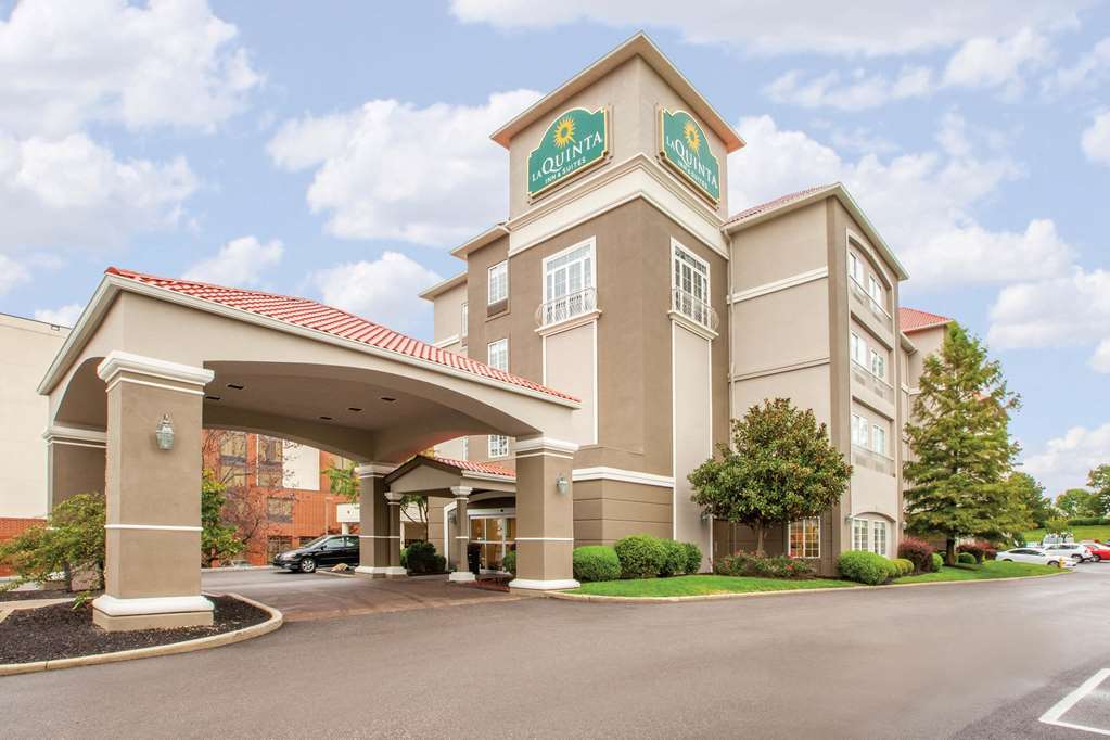 La Quinta Inn & Suites Cincinnati Arpt - thumb 1