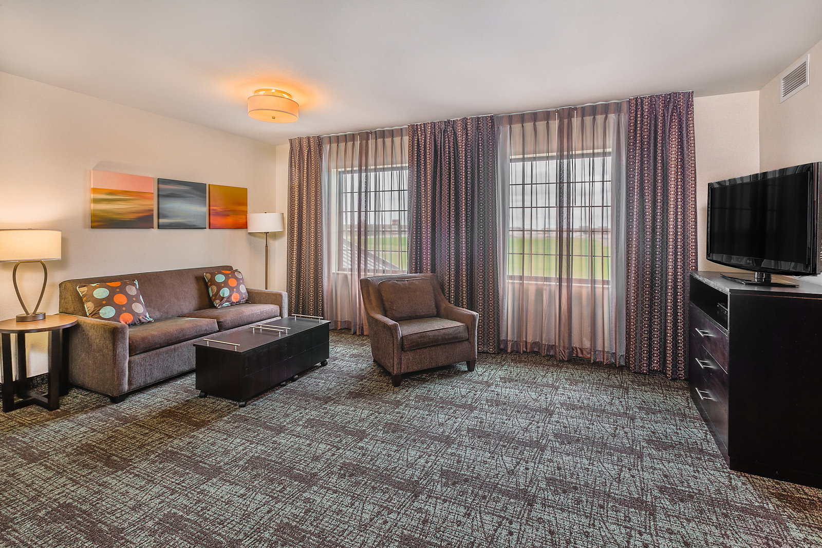 Staybridge Suites Bismarck - thumb 13