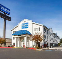 Rodeway Inn  Suites - Accommodation Massachusetts