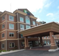 Holiday Inn Express  Suites Hazard - Accommodation Massachusetts