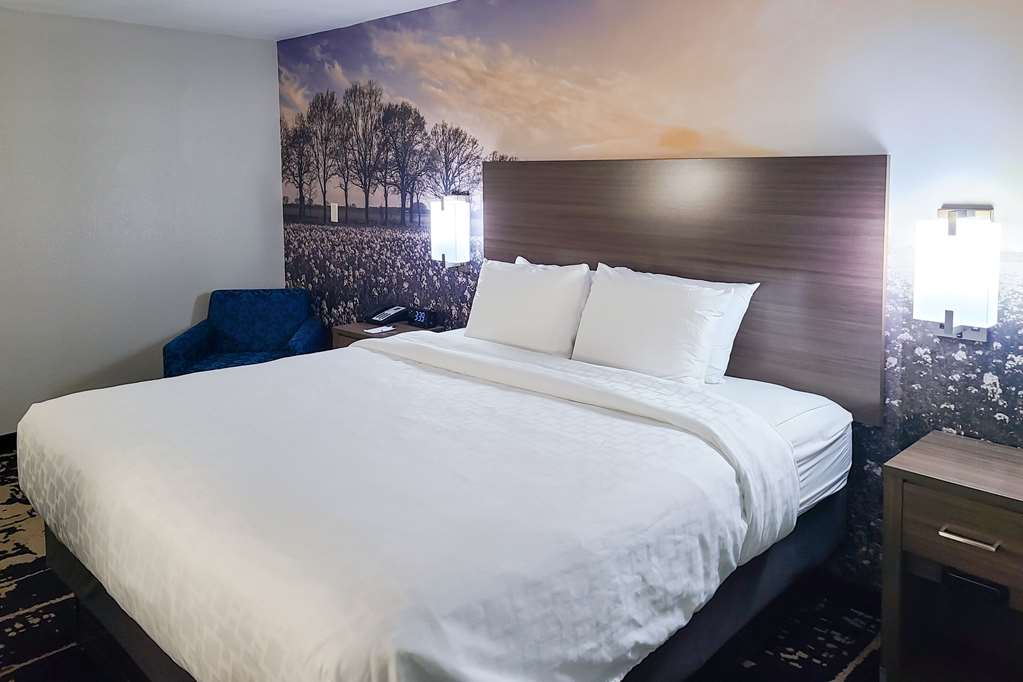 Clarion Pointe - thumb 9