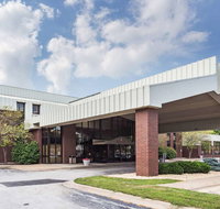 Ramada Bettendorf - Accommodation Massachusetts
