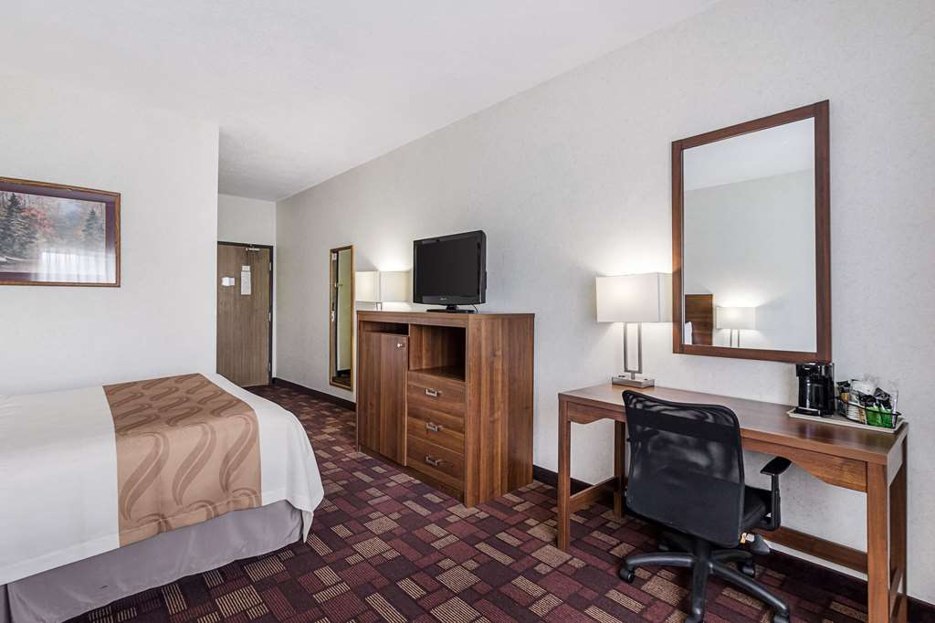 Econo Lodge - thumb 6