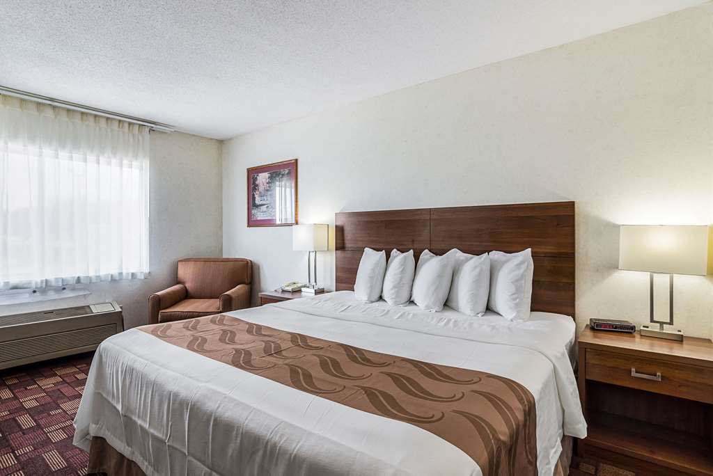 Econo Lodge - thumb 7