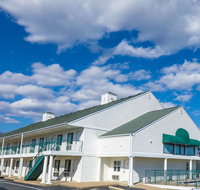 Super 8 by Wyndham Branson - Accommodation Massachusetts