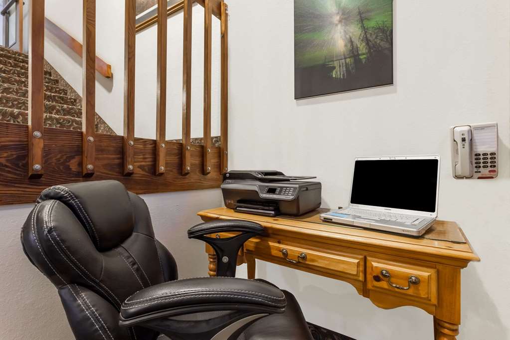 Super 8 By Wyndham Livingston - thumb 14