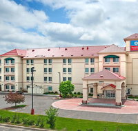 SureStay Plus Hotel by Best Western - Accommodation Massachusetts