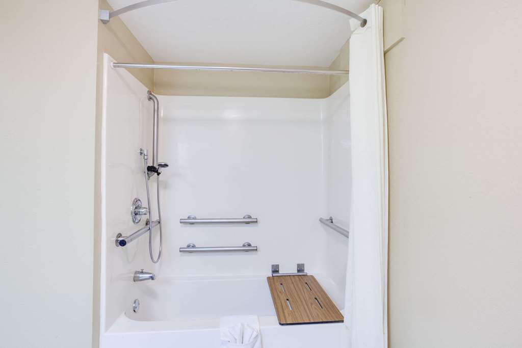 Super 8 Crossville - thumb 5