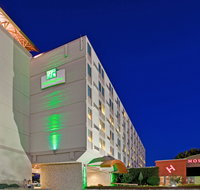 Holiday Inn Manhattan at the Campus - Accommodation Massachusetts