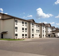 Baymont by Wyndham Wellington - Accommodation Massachusetts