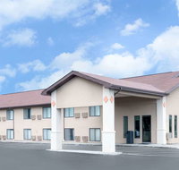 Super 8 Huron - Accommodation Massachusetts