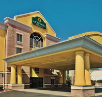 La Quinta Inn  Suites Hot Springs - Accommodation Massachusetts