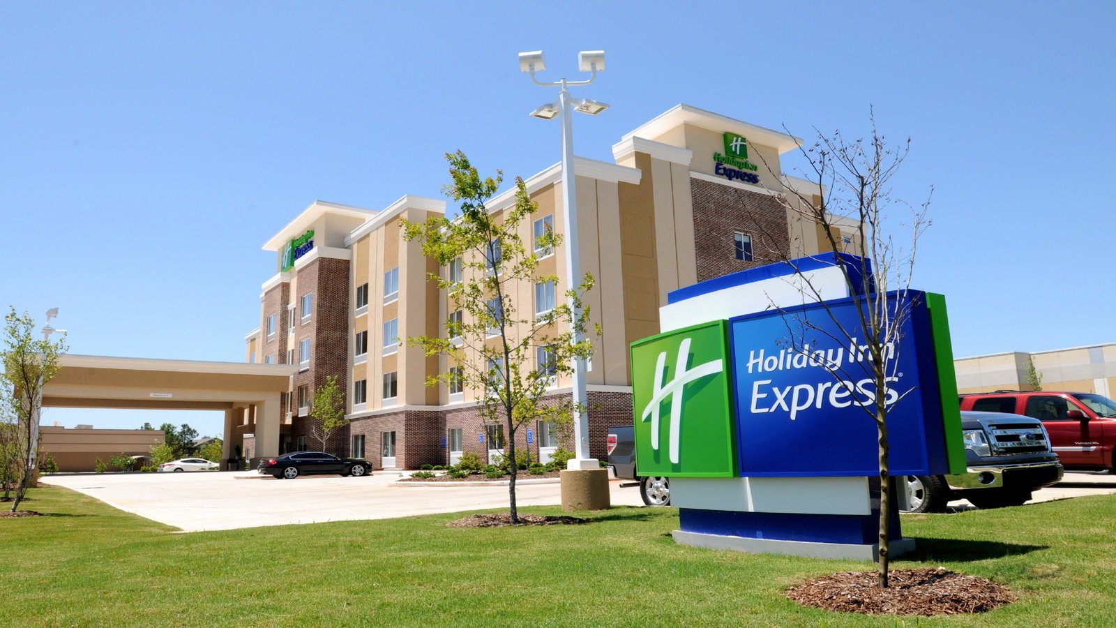 Holiday Inn Express Covington-Madisonvil - thumb 0