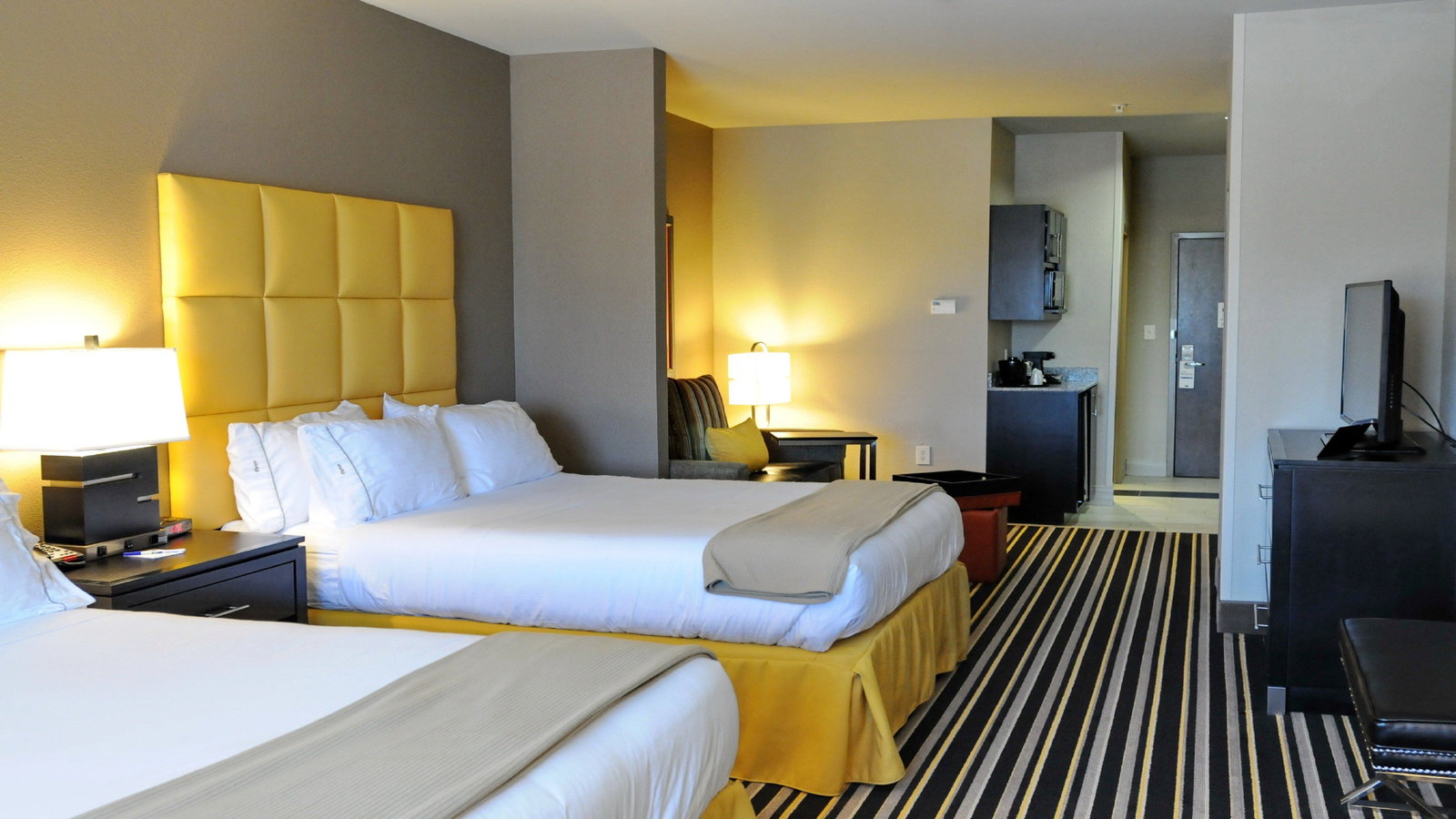 Holiday Inn Express Covington-Madisonvil - thumb 12