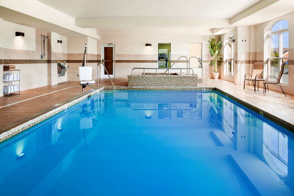 Country Inn & Suites Lexington Park - thumb 4