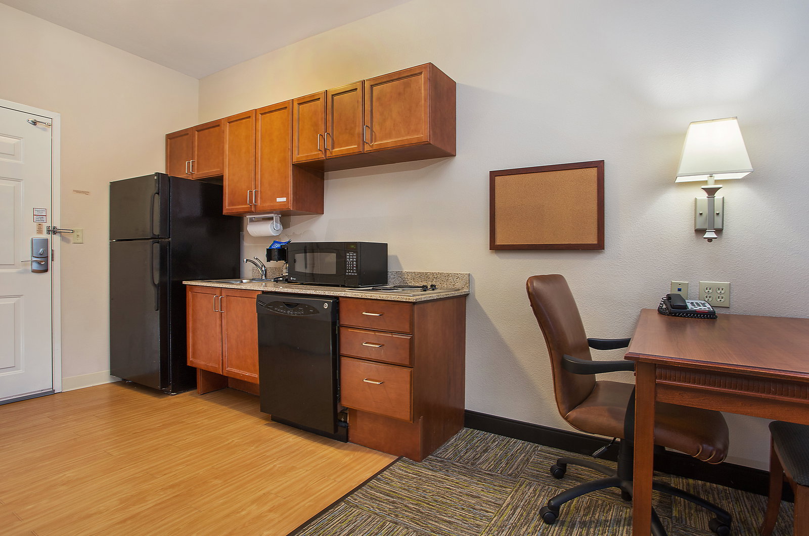 Candlewood Suites Tuscaloosa - thumb 5