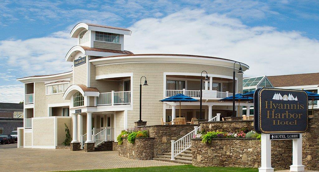 Hyannis Harbor Hotel