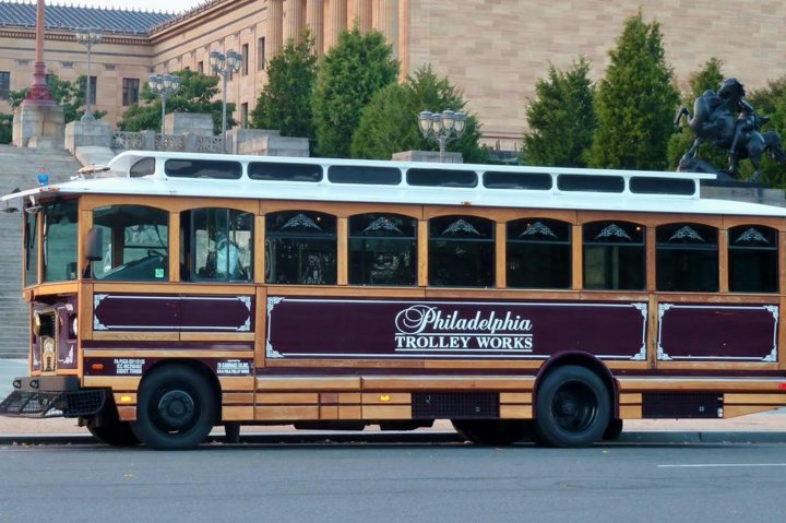 Philly By Night Double Decker Bus Tour