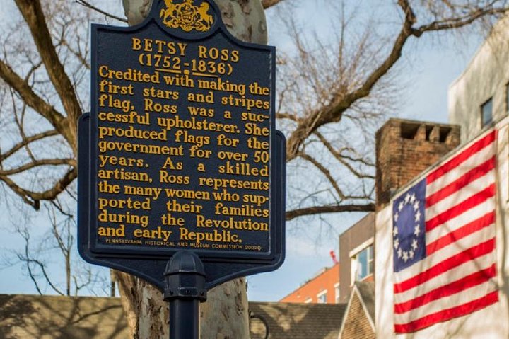 Cemetery And Serial Killers Walking Tour Of Philadelphia - thumb 2