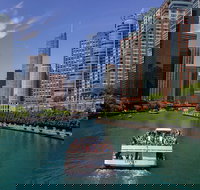 45-Minute Chicago River Architecture Tour from Magnificent Mile - Accommodation Massachusetts