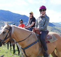 Erik's Ranch Property Trail Ride on the Countryside of Montana - Accommodation Massachusetts