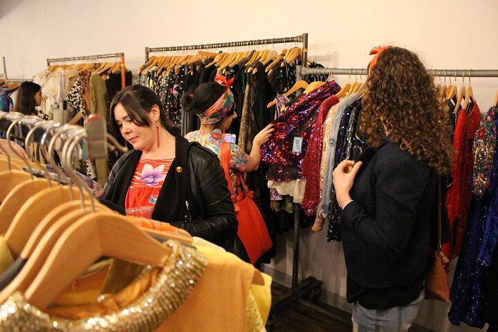 Vintage Thrift Quest Walking Tour In Philadelphia - thumb 1